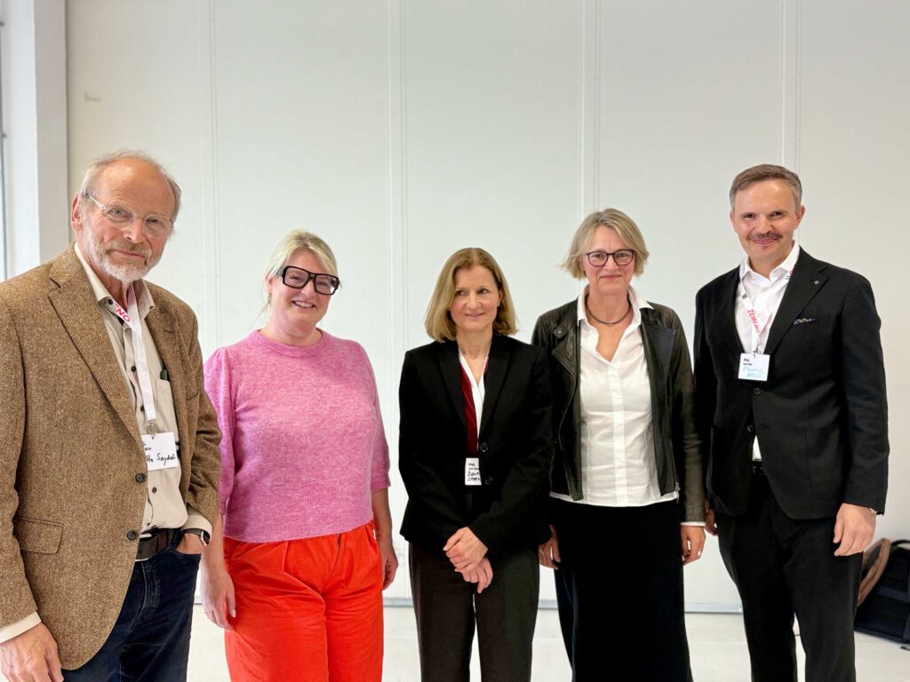 Dr. Otto Seydel, Kirsten Jung, Ellen Dettinger, Renate Pfanzelt, Eduard Arndt (v.l.n.r)