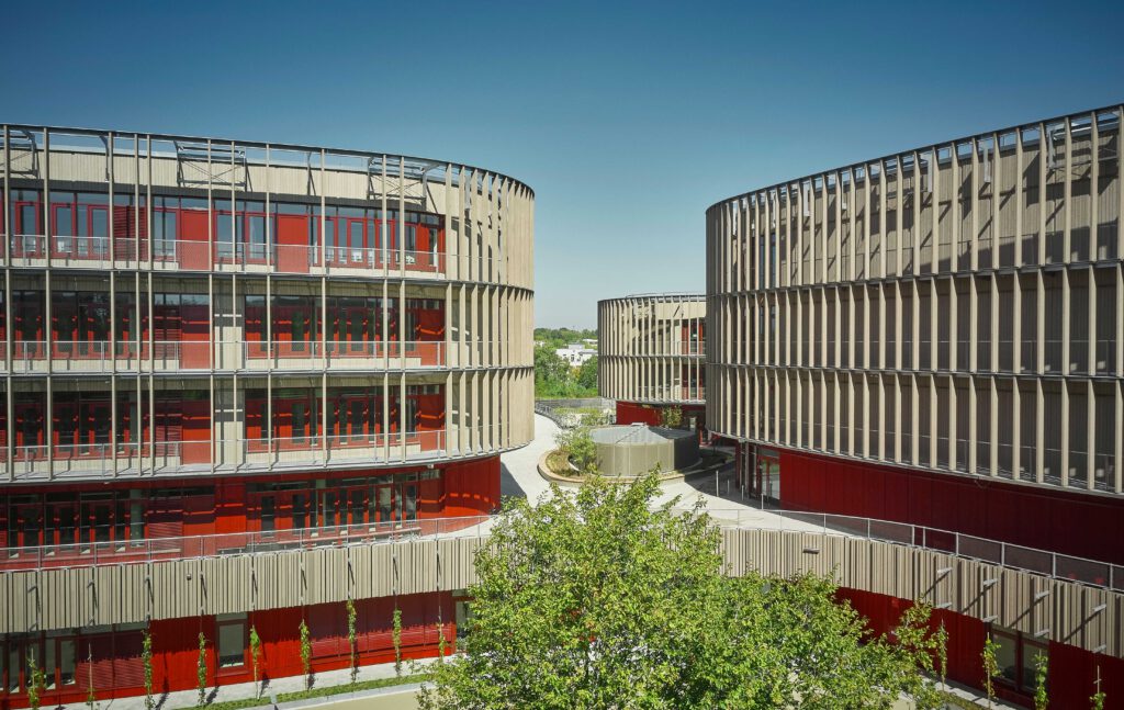 Wilhelm-Hausenstein-Gymnasium | Studio Olaf Becker