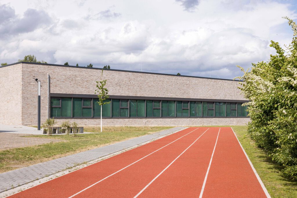 Sporthalle und Sportpark der Arnold-Freymuth-Schule | © Lars Gruber